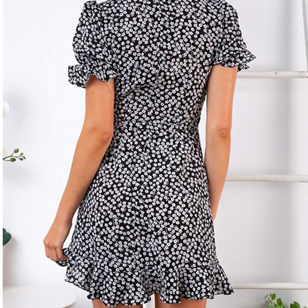 Black and White Floral Print Ruffle Mini Dress - Picture 2 of 4